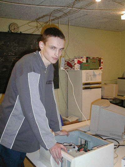 Domas4.jpg (36189 bytes)