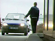 Paskontrol.jpg (10257 bytes)