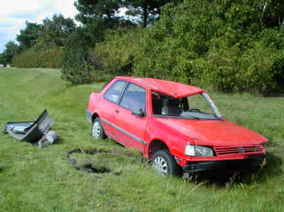 Bilvrag2-400.jpg (15002 bytes)