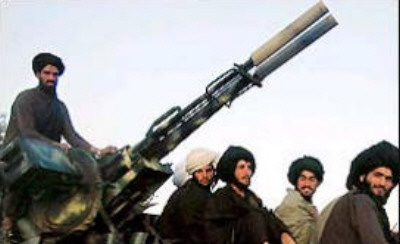 29nov_taleban_flugt_400.jpg (26755 bytes)