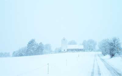 rimsoekirke400.jpg (3856 bytes)