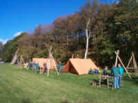 Lejrpladsen.jpg (5409 bytes)